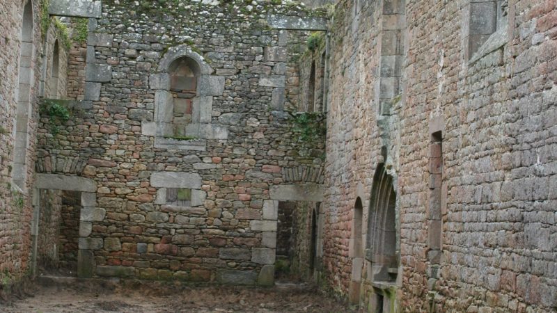 PHOTO VMF 14 Intérieur de l_abbatiale avant travaux